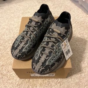 Authentic Adidas Yeezy boost 380 gray men 6 women 7.5 stosal